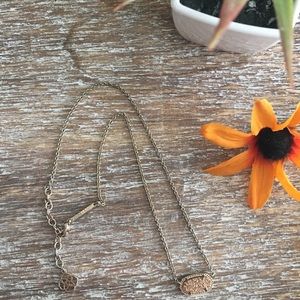 KENDRA SCOTT
Elisa Necklace in Rose Gold Drusy